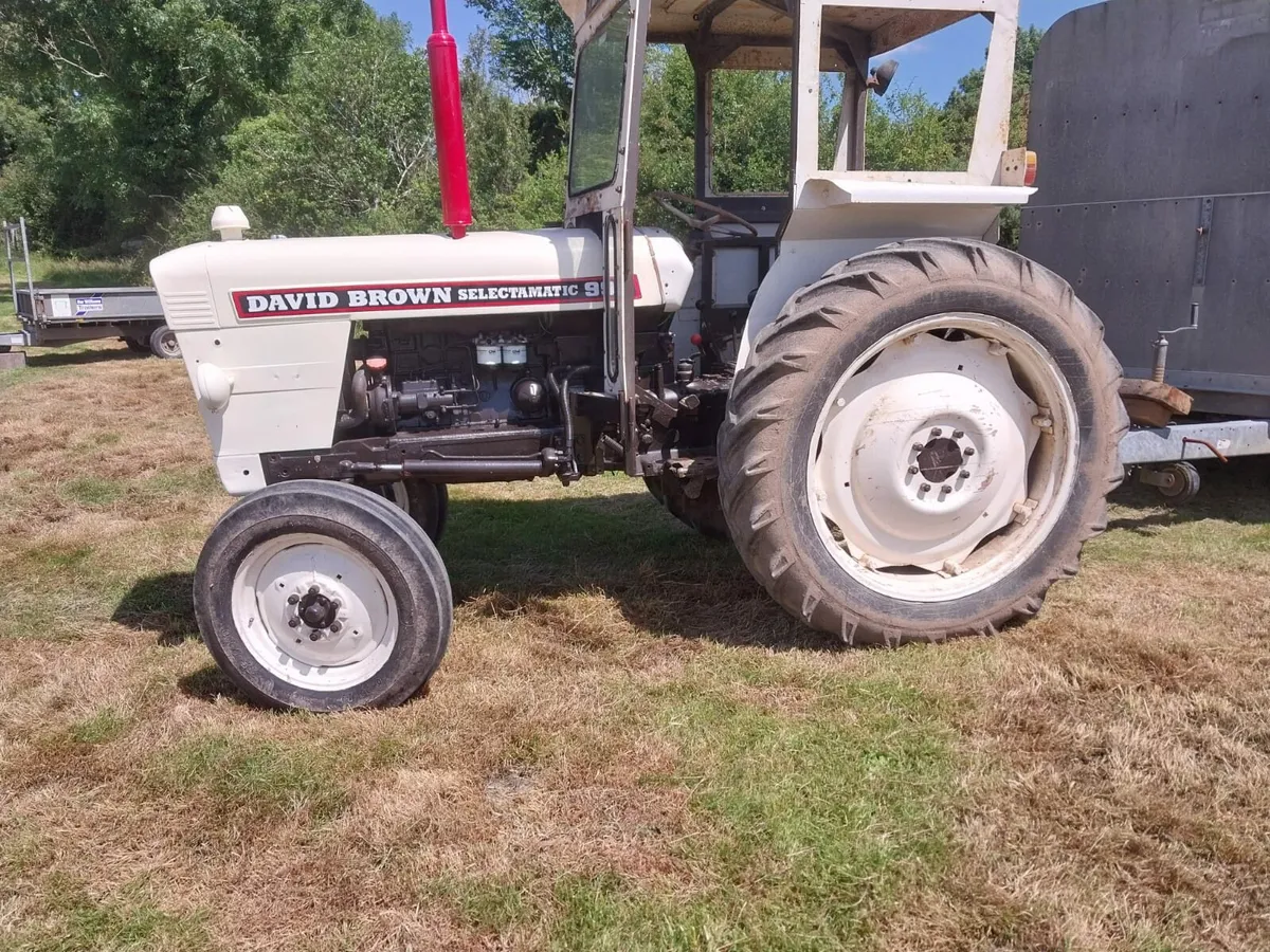 David Brown 990 Tractor - Image 1