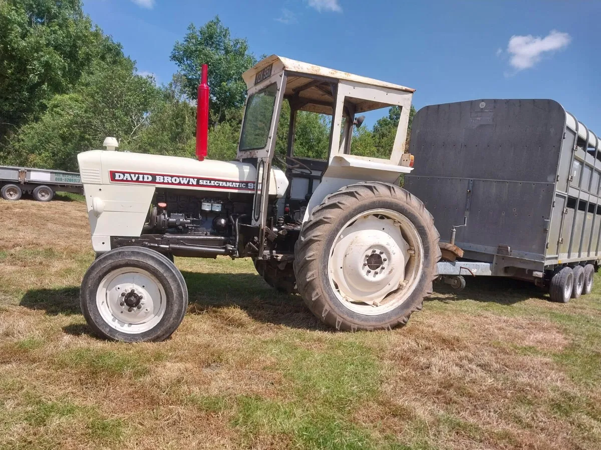 David Brown 990 Tractor - Image 2