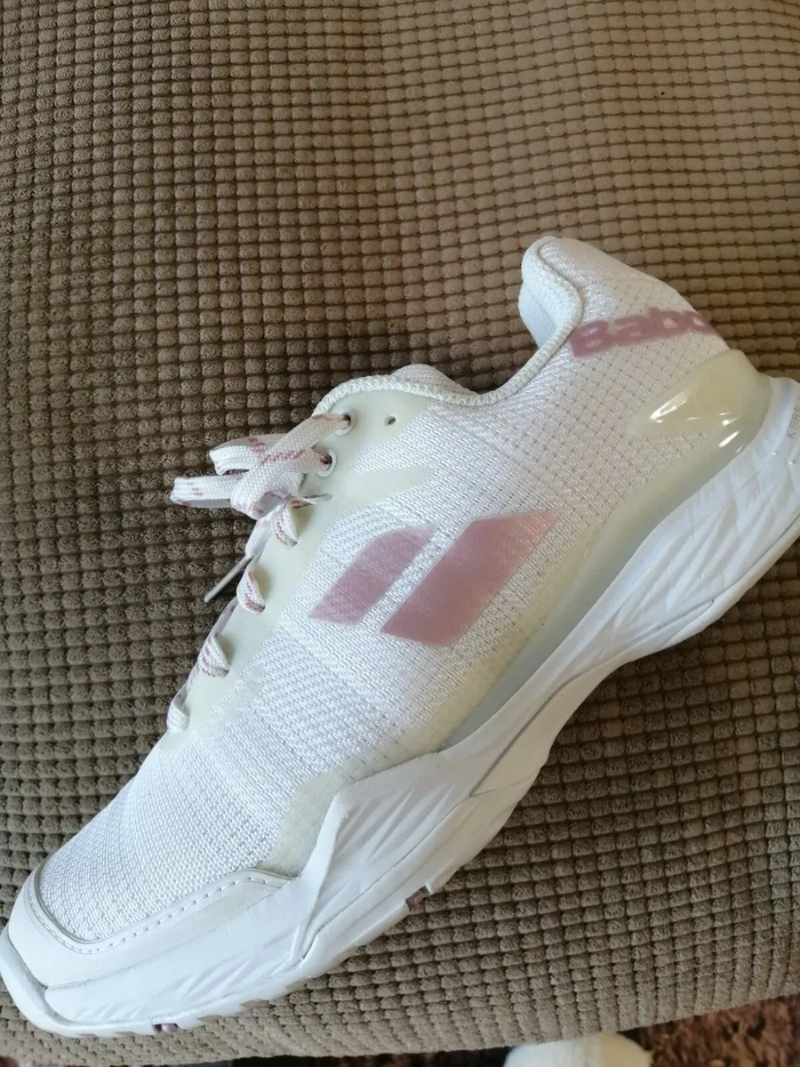 Babolat Tennis shoe - Image 1