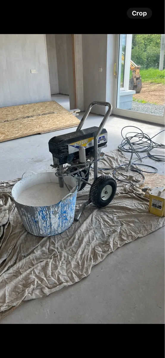 Airless paint sprayer - Image 1