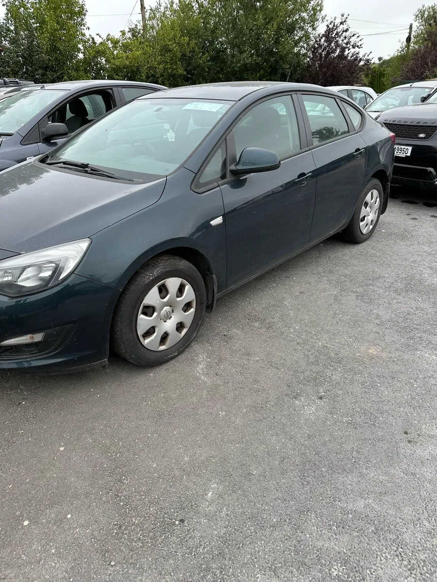 2015 Opel Astra diesel - Image 1
