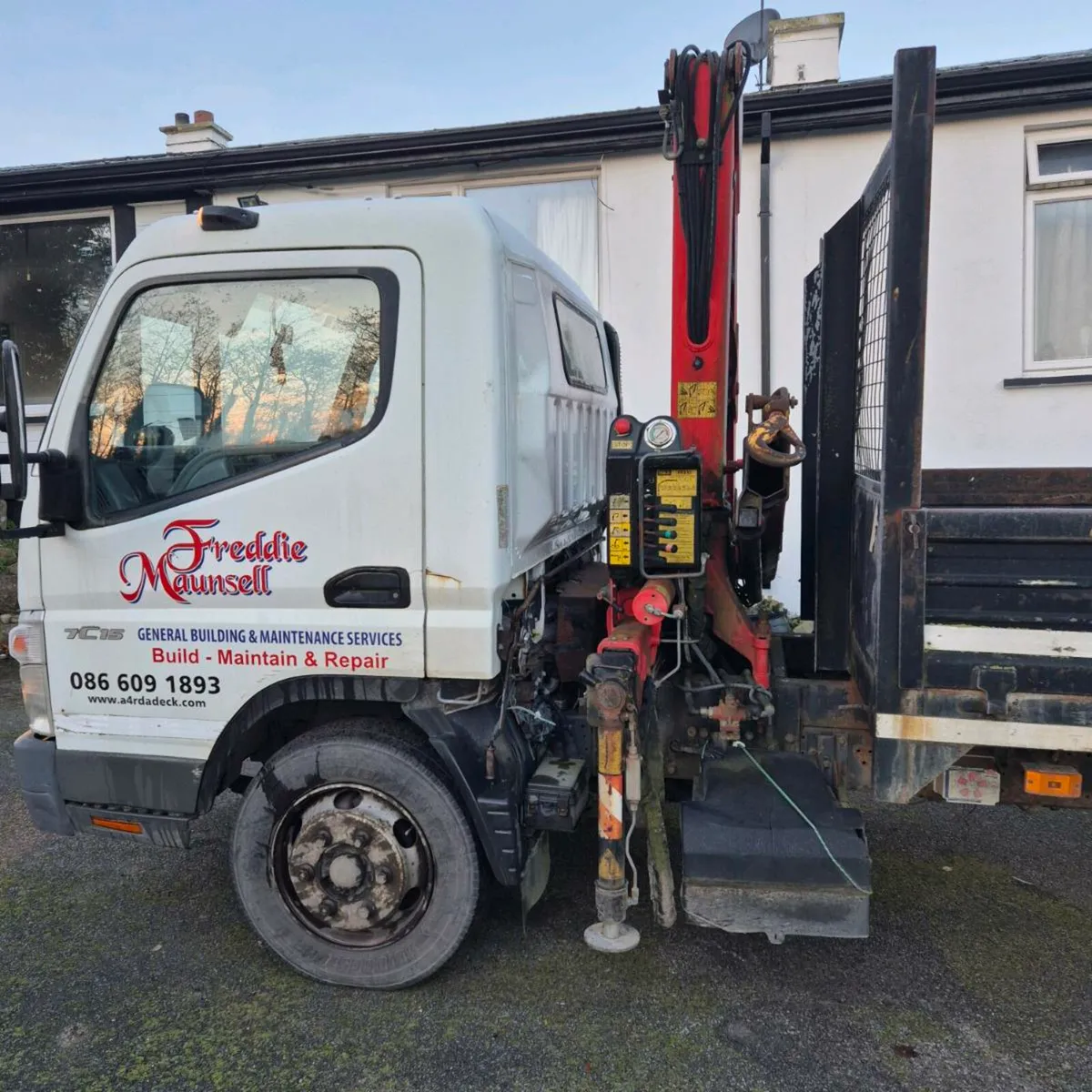 Tipper white crane - Image 3