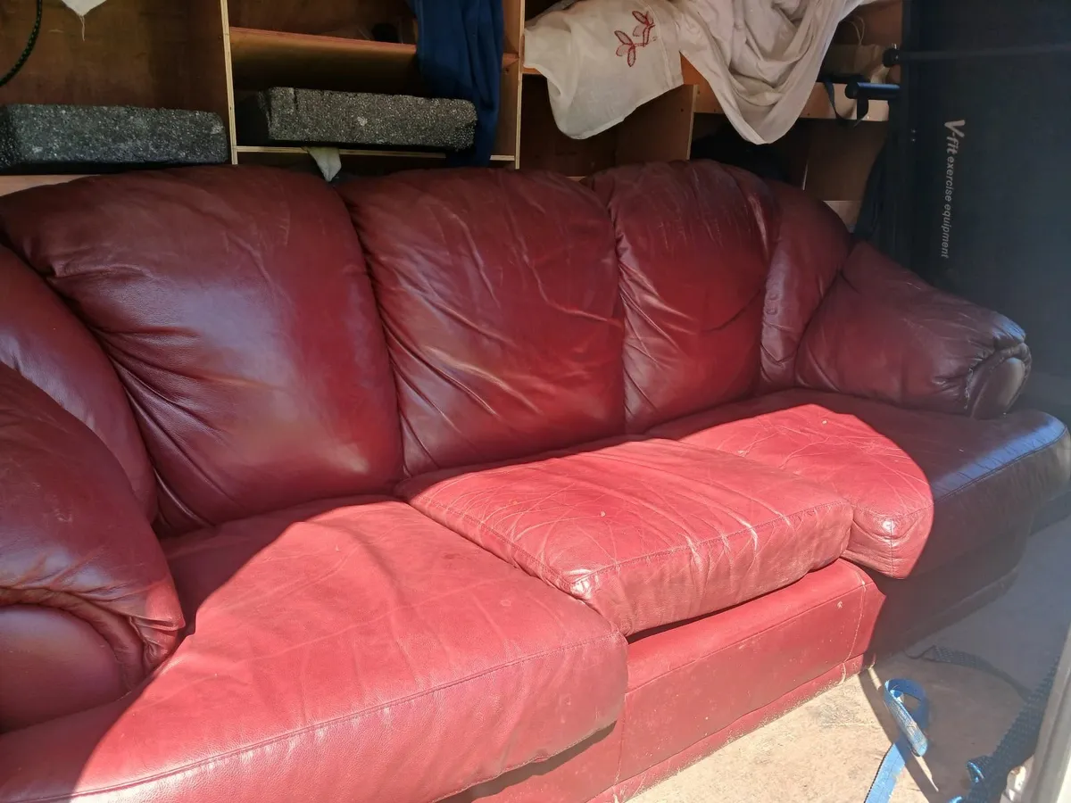 3 seater couch - Image 1
