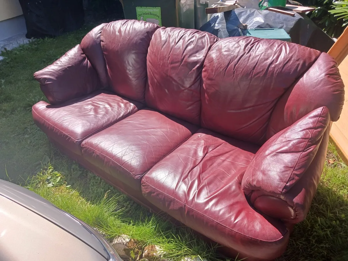 3 seater couch - Image 2