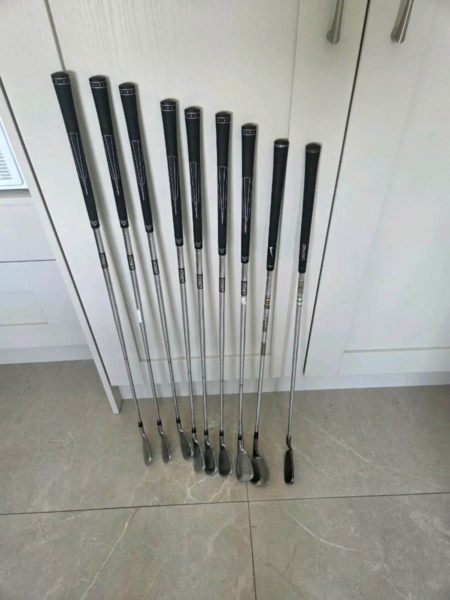 Complete set of left handed golf clubs - Image 3