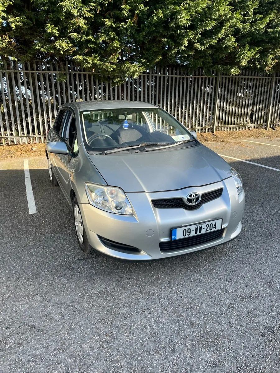 Toyota Auris 1.4 Petrol NCT + TAX - Image 1
