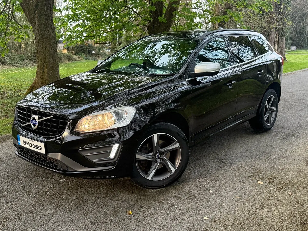 2015 Volvo XC60 R-Design D4 - Image 2