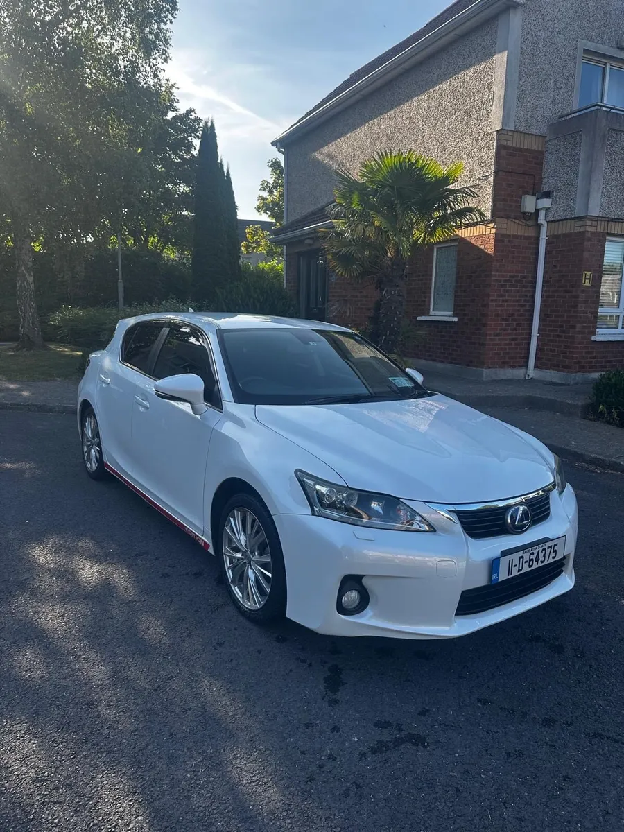 2011 Lexus CT Hybrid -0894949730 - Image 1