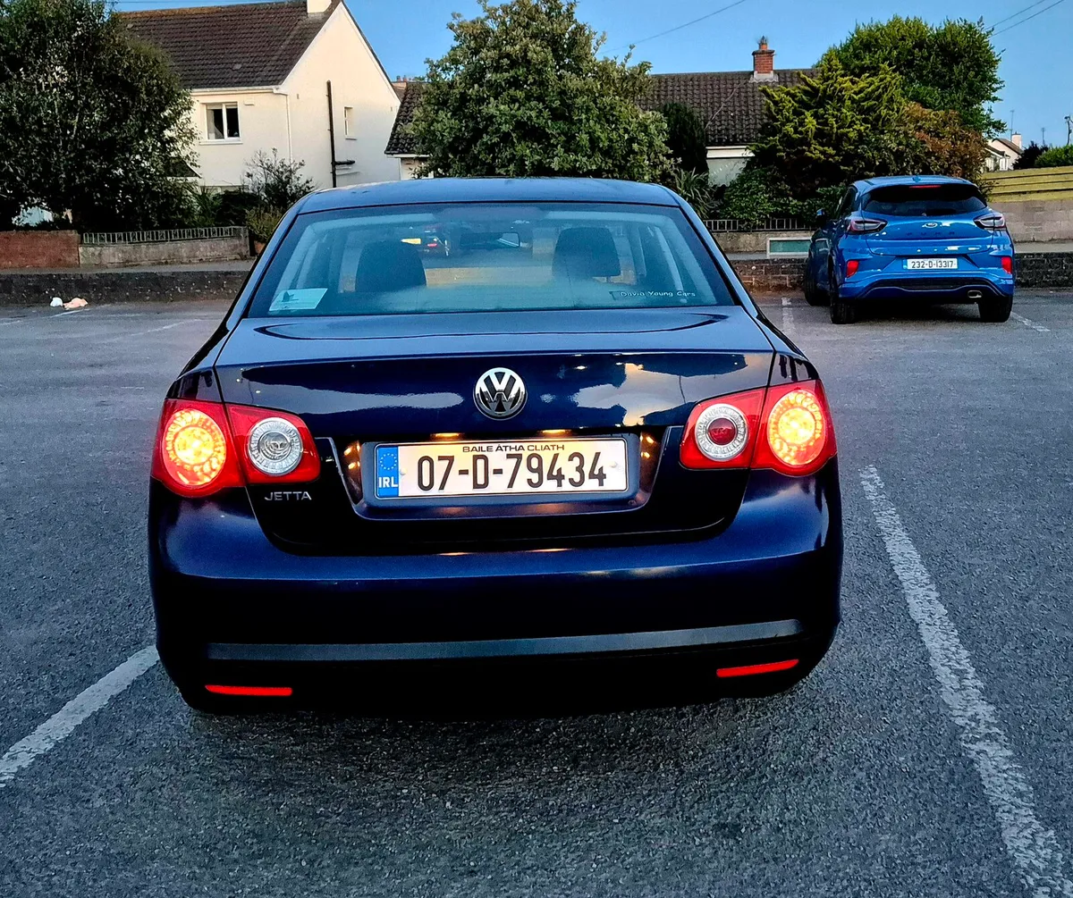 2007 VW JETTA COMFORT 1.6 PETROL 5 SPEED NCT 01/25 - Image 1