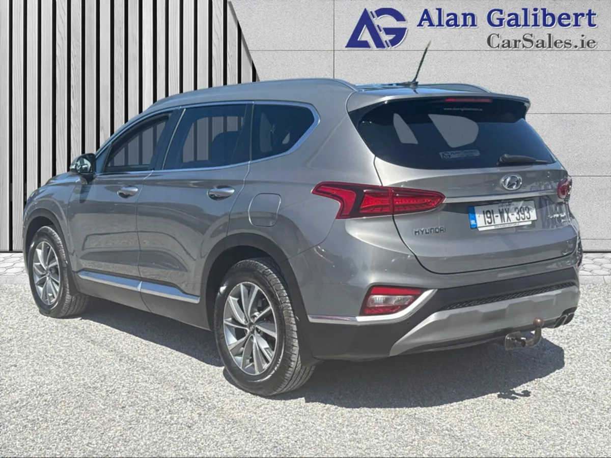 Hyundai Santa Fe 4WD EXECUTIVE PLUS €143 PER WEEK - Image 2