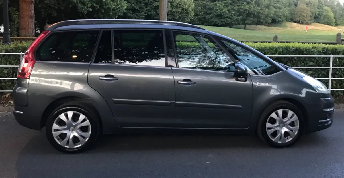 Citroen C4 Grand Picasso 7 Seater Deluxe Edition - Image 4
