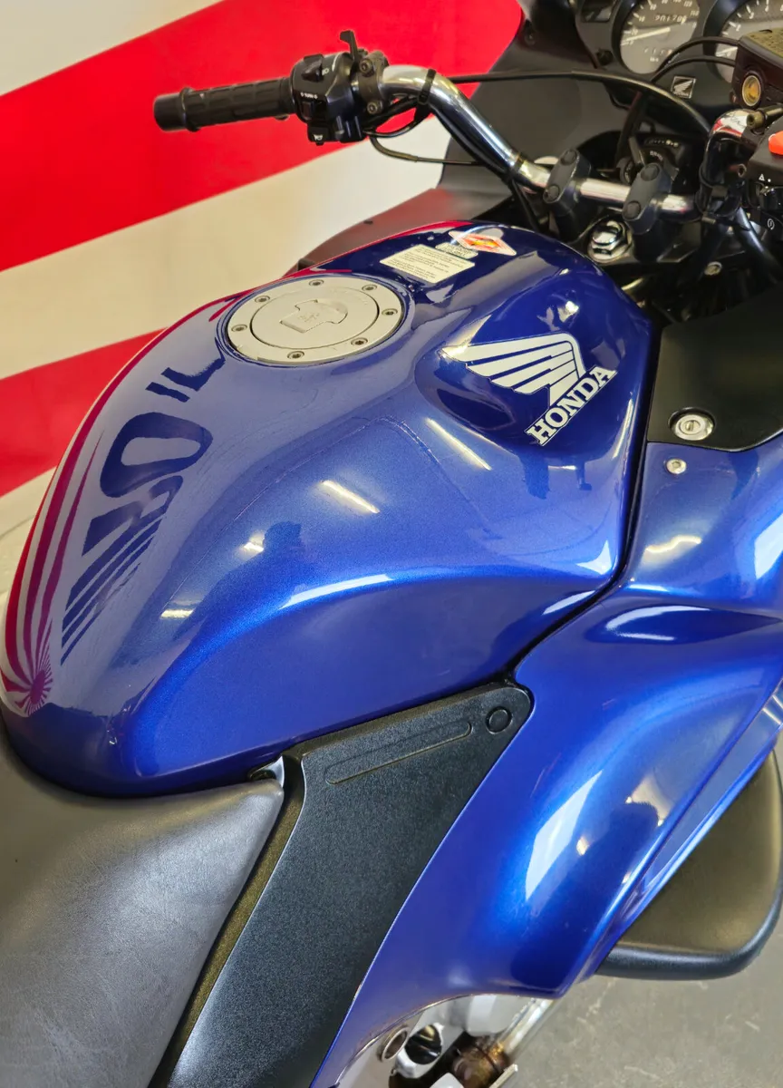 2006 Honda Deauville 650 NT650V - Image 4