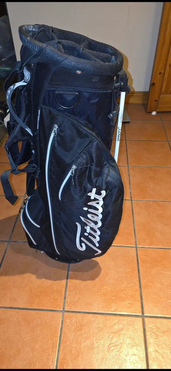 Titleist Stand Bag - Image 2