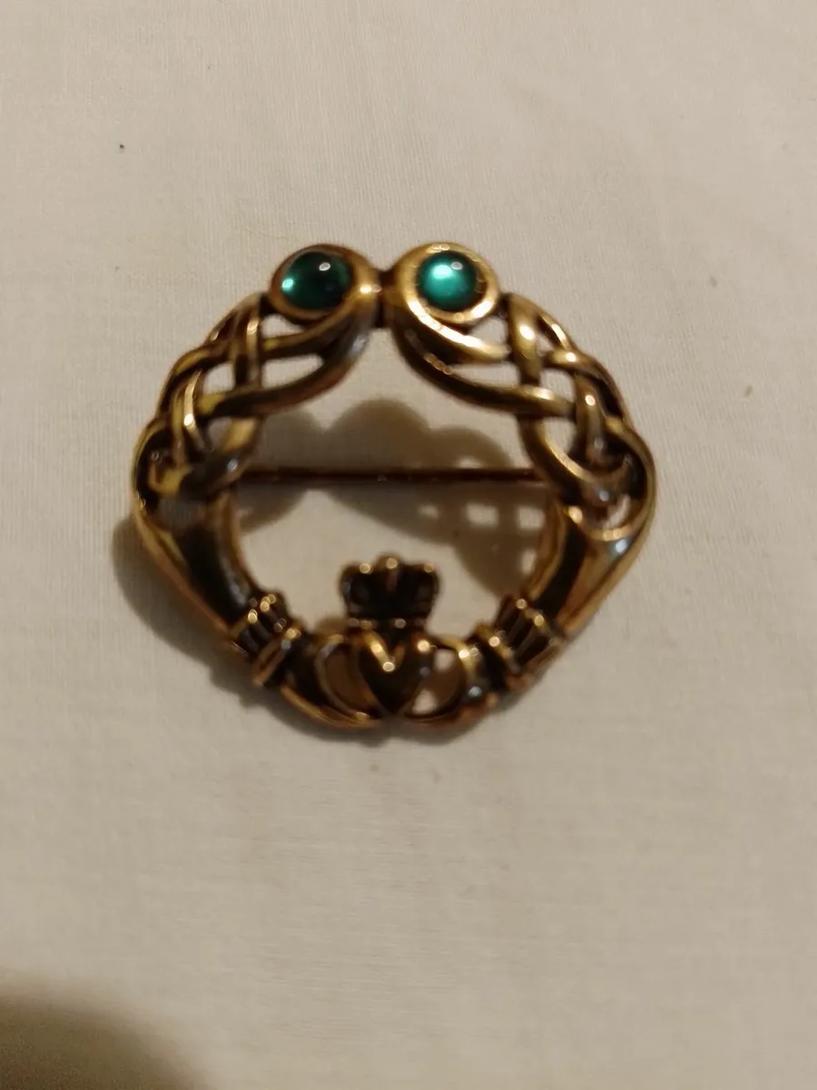 Claddagh Brooch