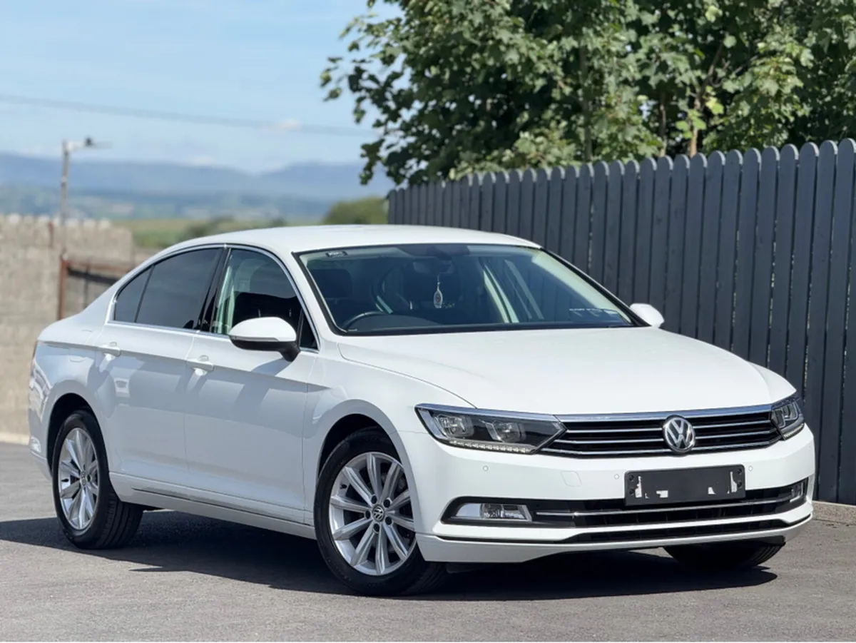 Volkswagen Passat 2018 Volkswagen Passat SE BUSINE - Image 1
