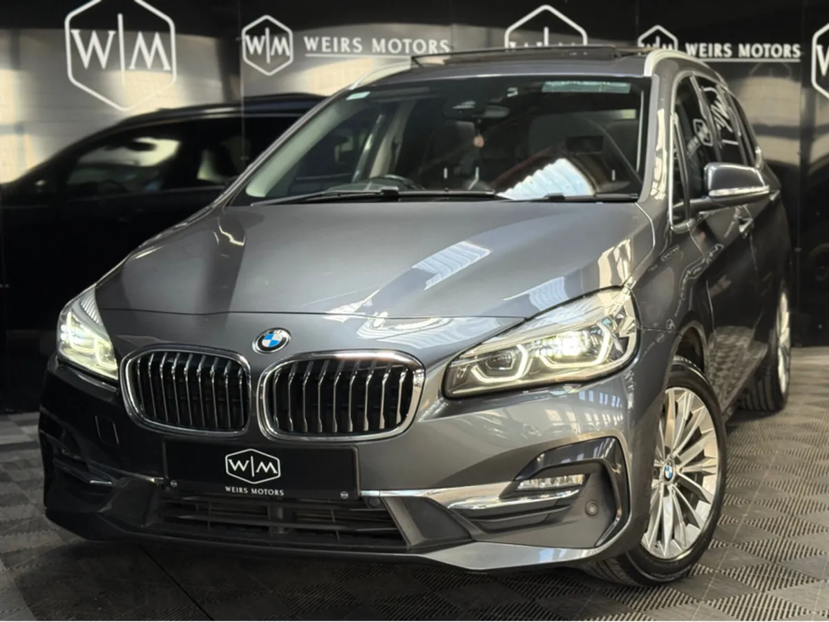 BMW 2-Series 218D SPORT LUXURY AUTO//PANORAMIC SUN - Image 2
