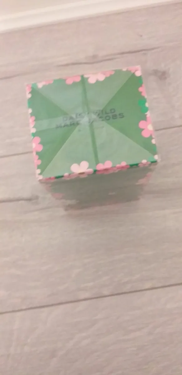 Marc Jacobs daisy wild perfume new - Image 1