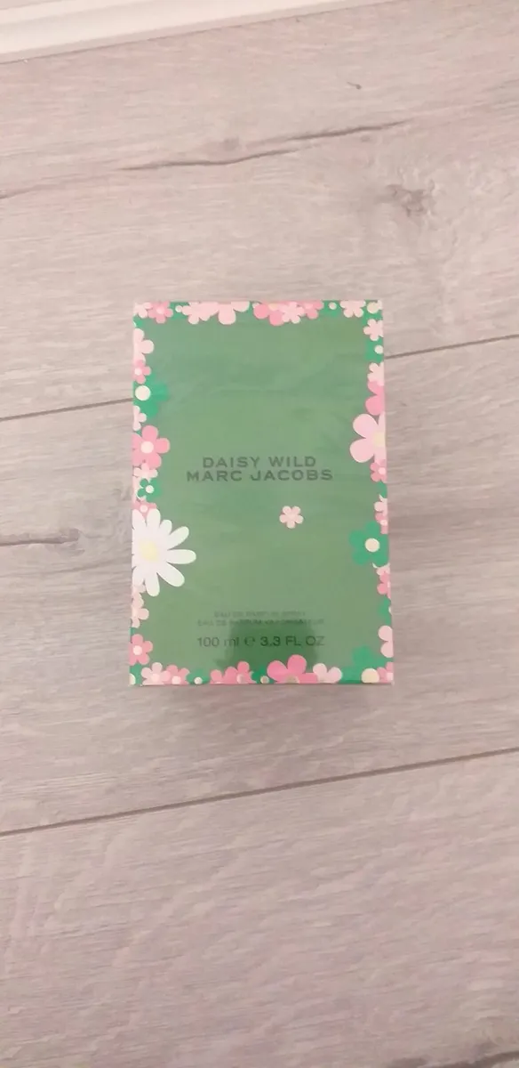 Marc Jacobs daisy wild perfume new - Image 2