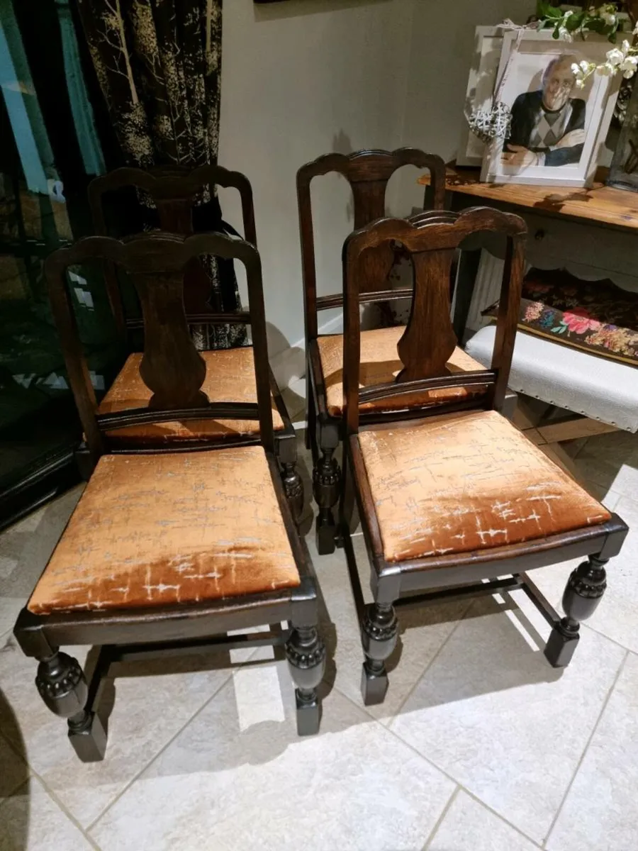 Stunning Antique Chairs x 4 - Image 1