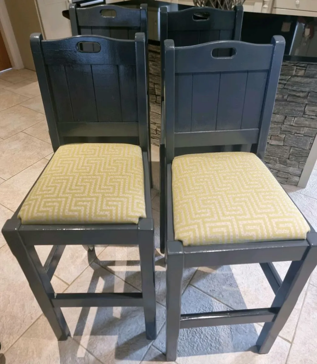 Beautiful Kitchen Stools x 4 - Image 4