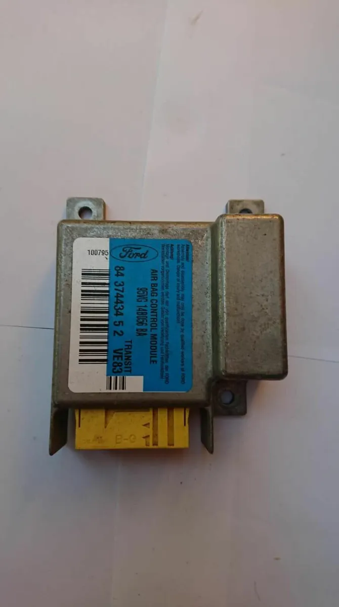 Ford Sierra & various ford parts - Image 2