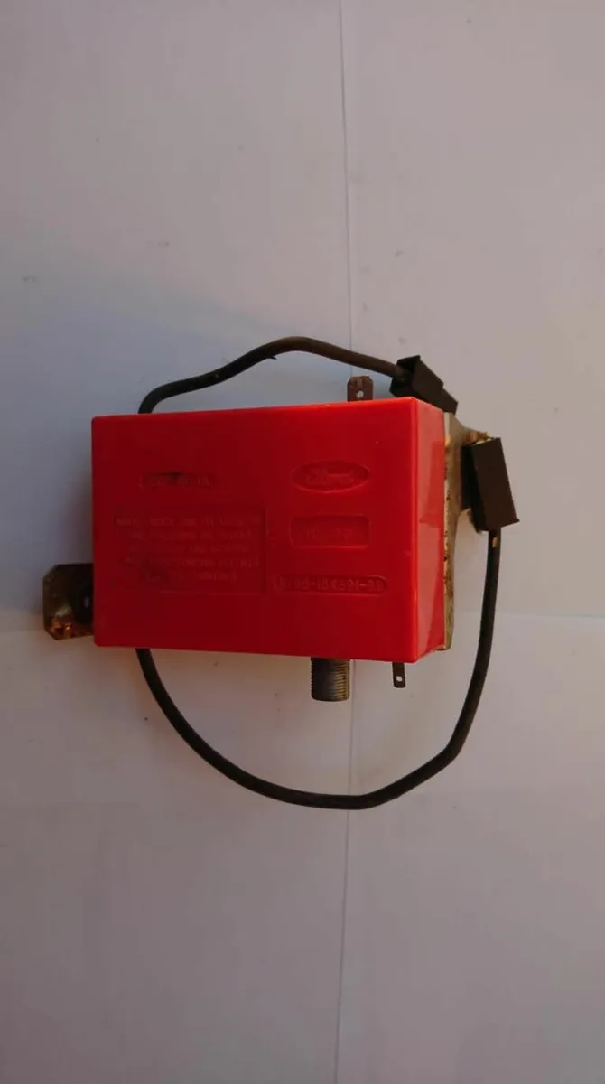 Ford Sierra & various ford parts - Image 3