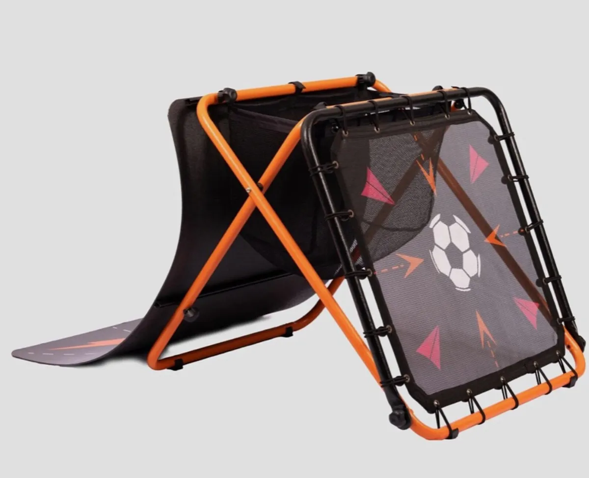 Soccer rebounder - Image 2