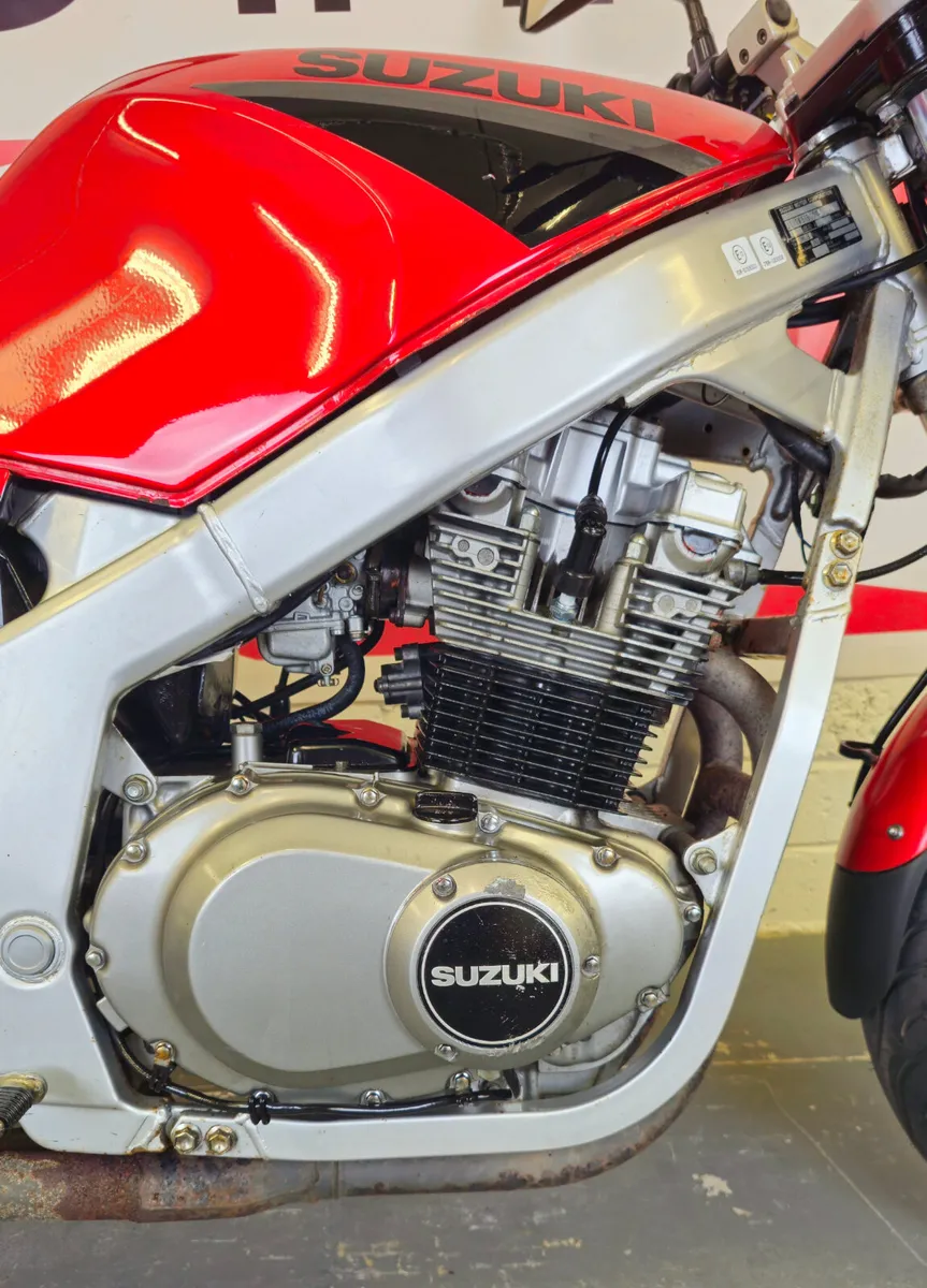2000 Suzuki GS500 - Image 3