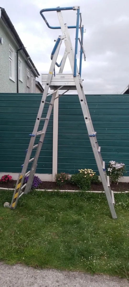 Aluminium Podium Ladder