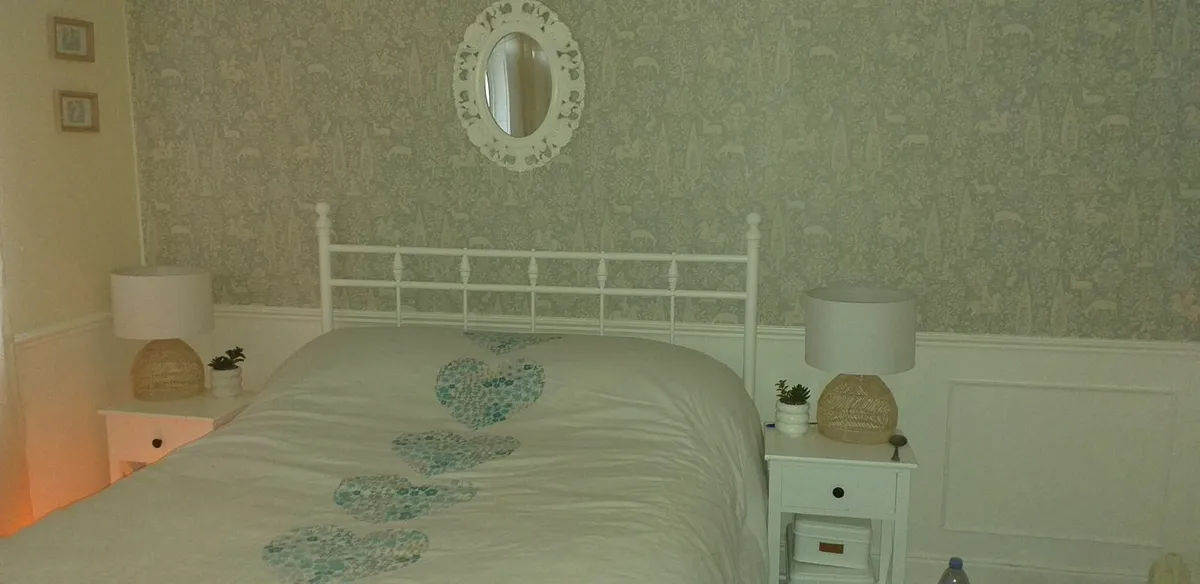 White Double headboard - Image 1