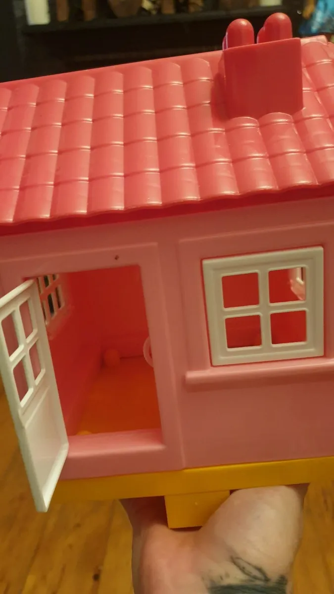 Lego house and stable - Image 2