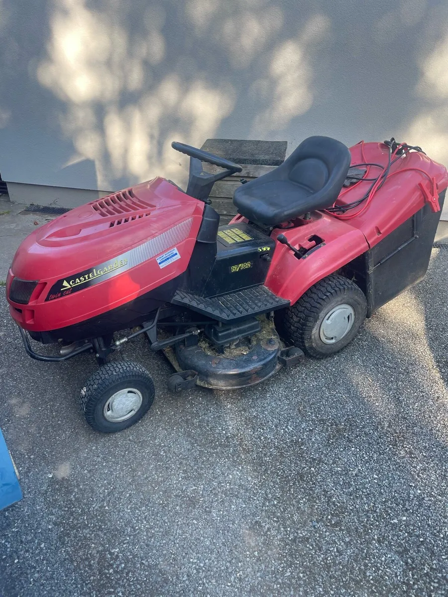 Castle garden lawnmower - Image 2