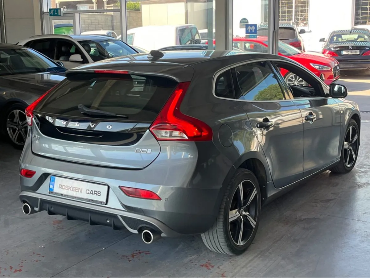 Volvo V40 R-design D2 - Image 4