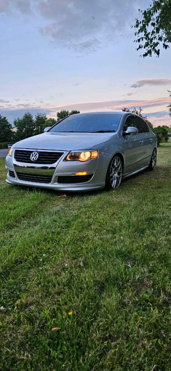 Volkswagen Passat Highline - Image 1