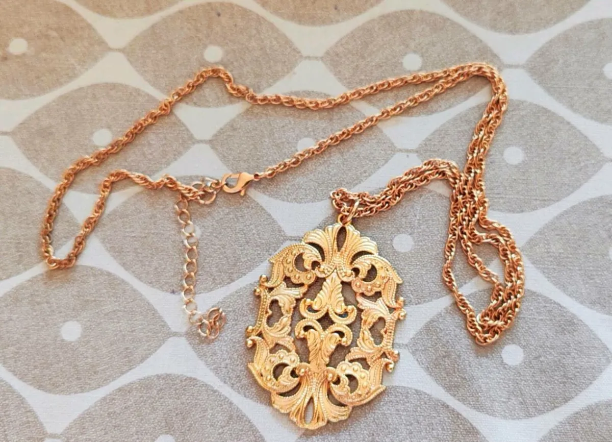 Pendant - Image 3