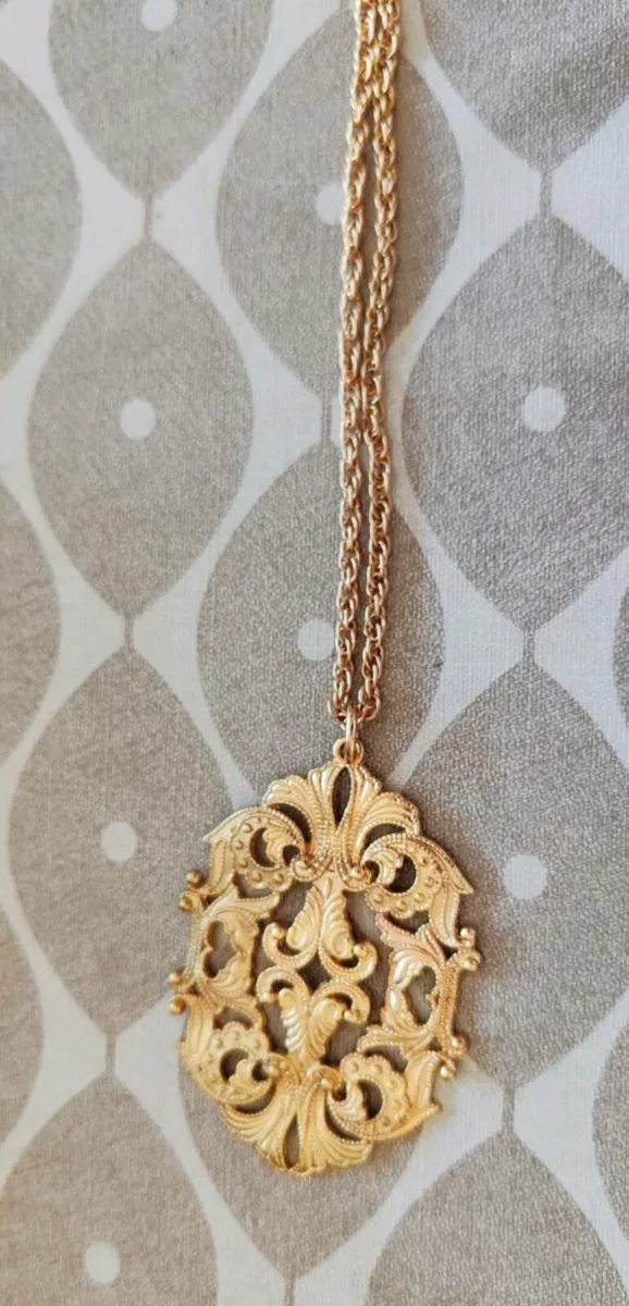 Pendant - Image 4