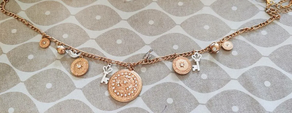 Pendant - Image 4