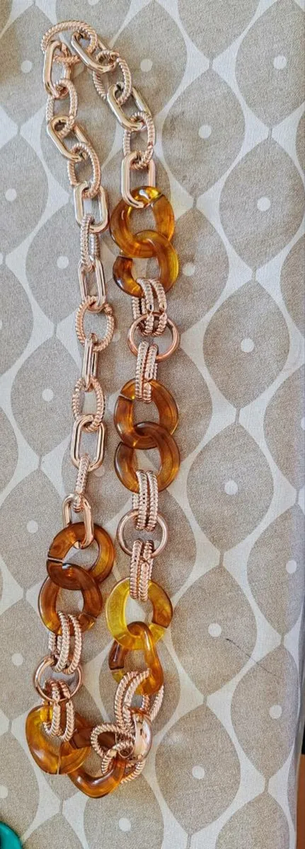 Retro style necklace - Image 2