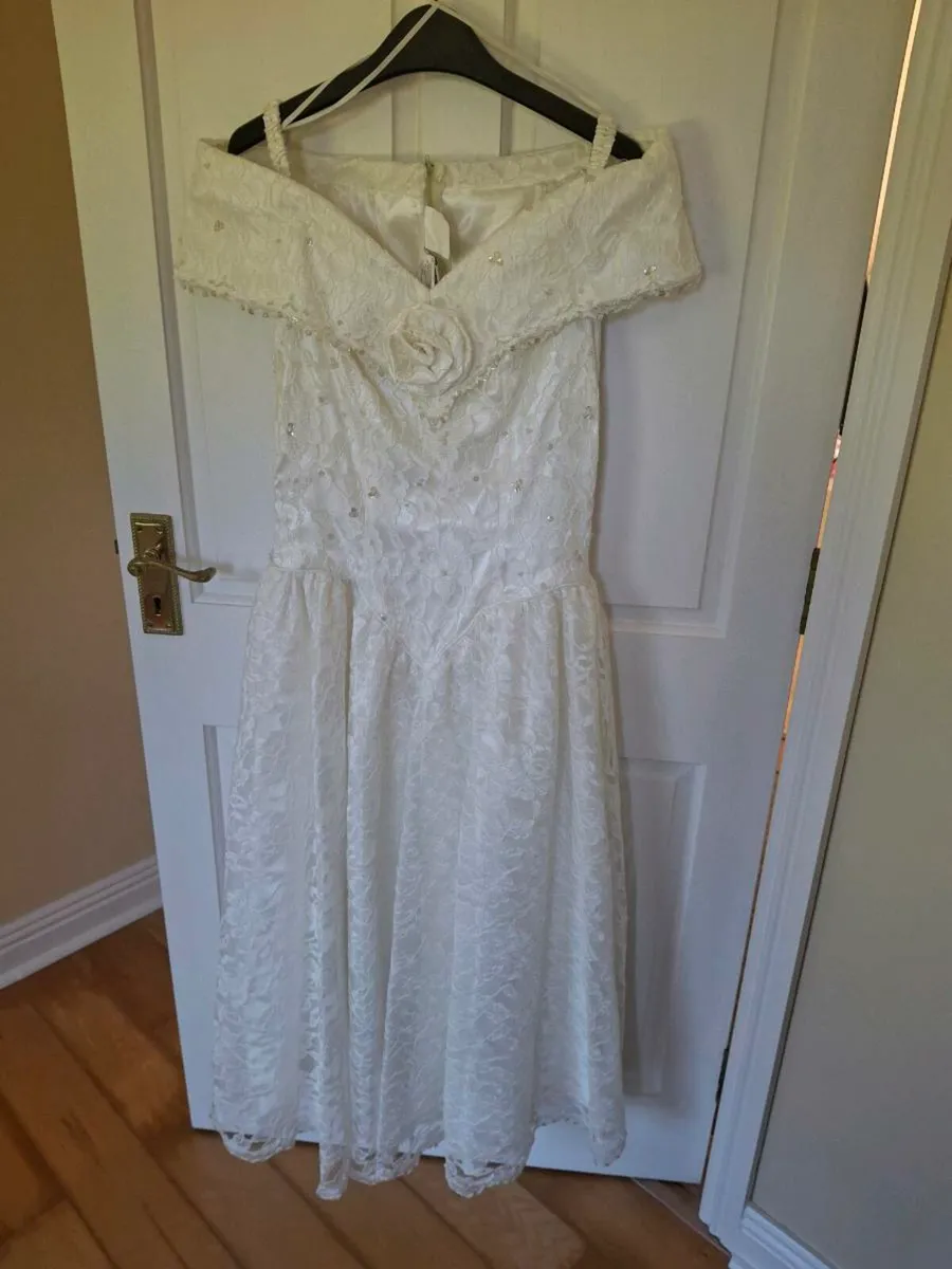 Wedding dress - Image 4