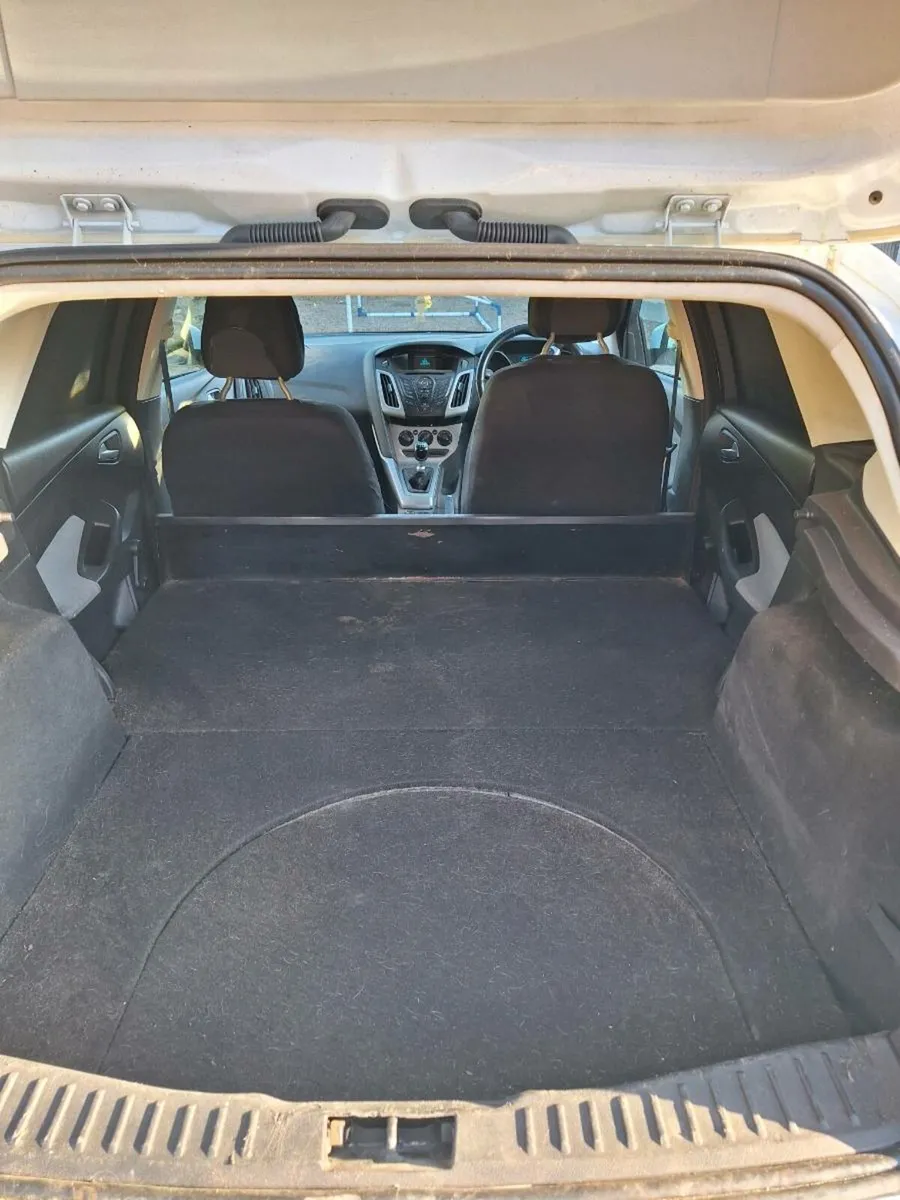 Focus Van - Image 2