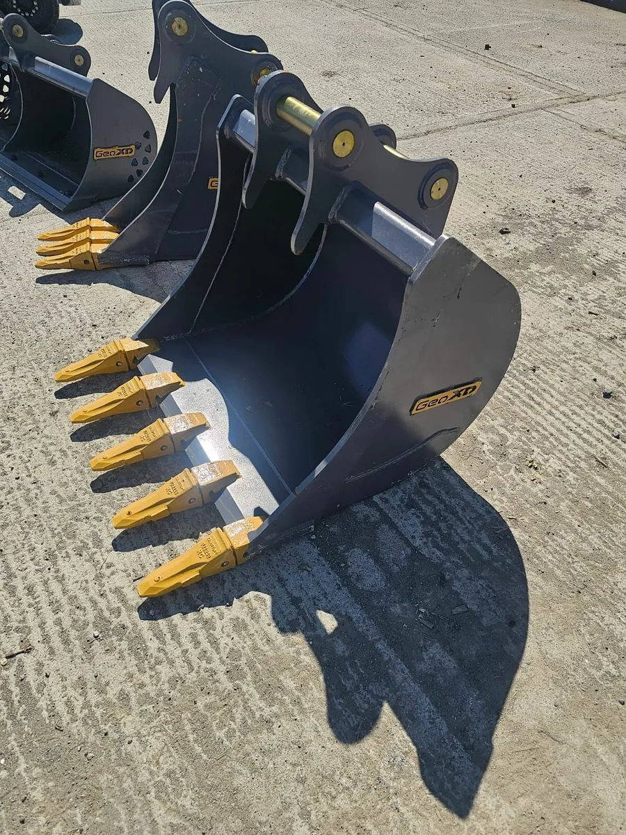 Set of 8 ton buckets - Image 4