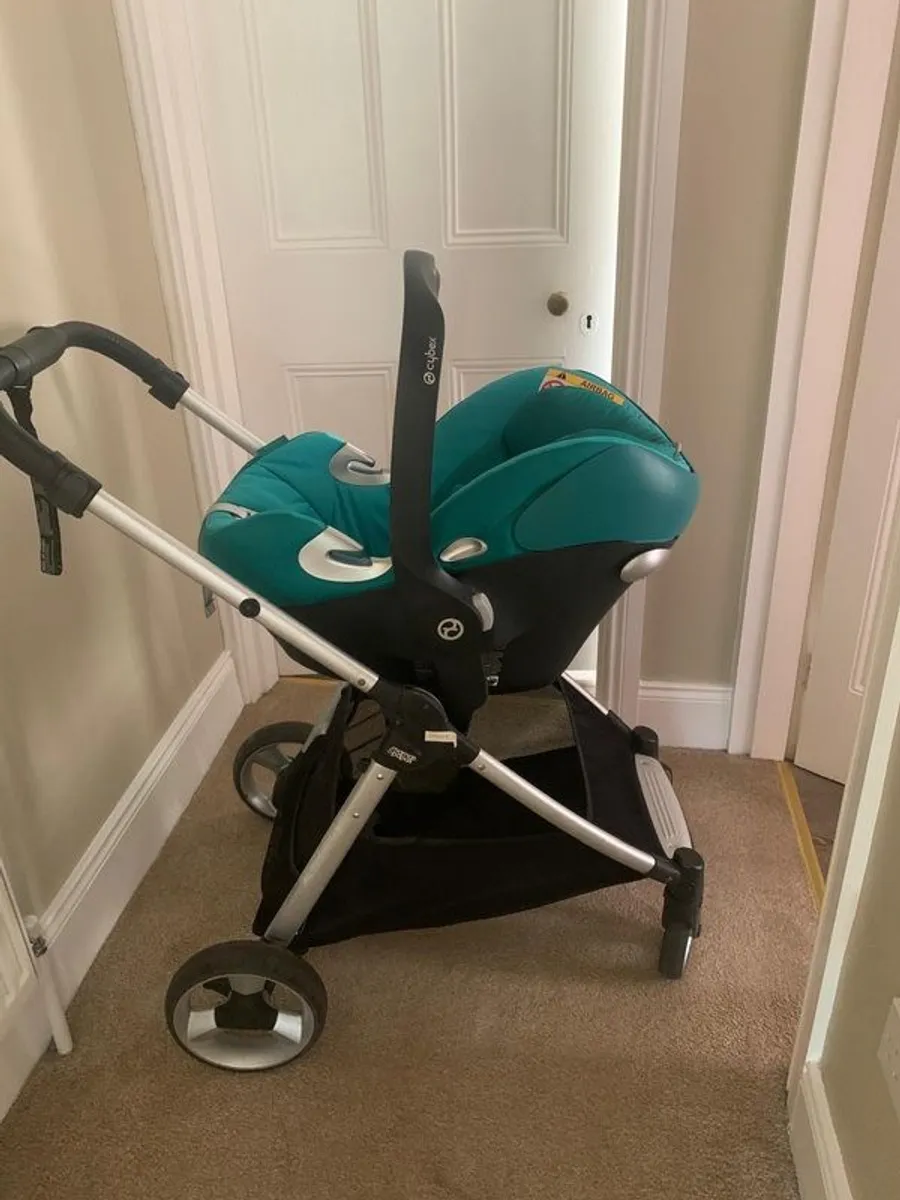 mamas and papas travel system - Image 1