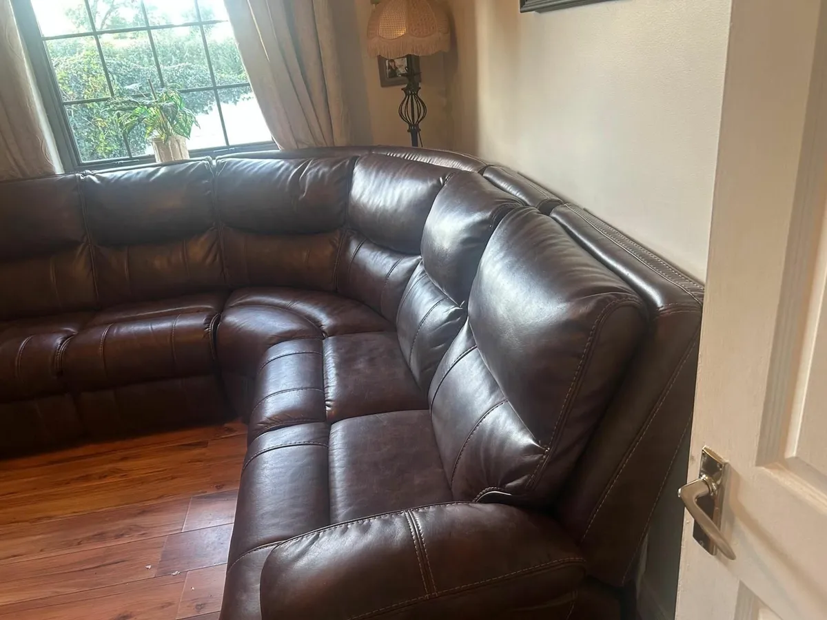 Brown leather corner couch - Image 1