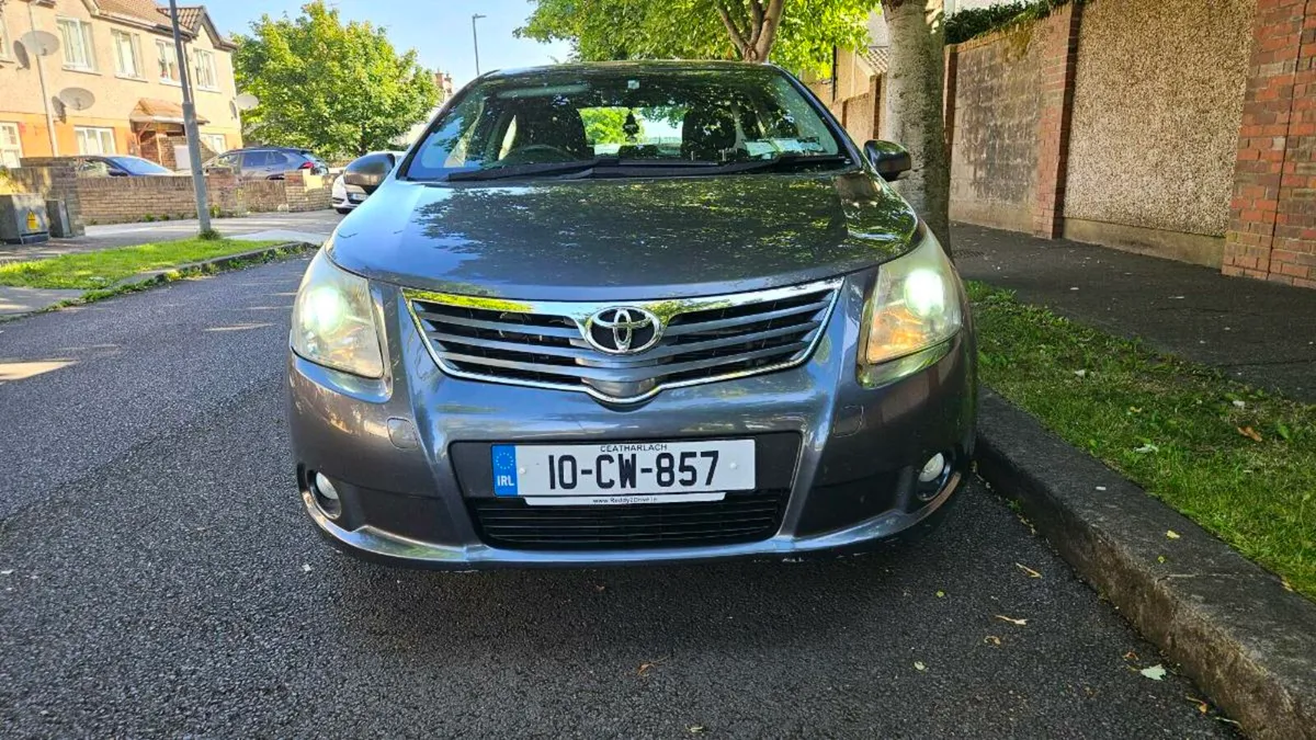 Toyota Avensis - Image 1