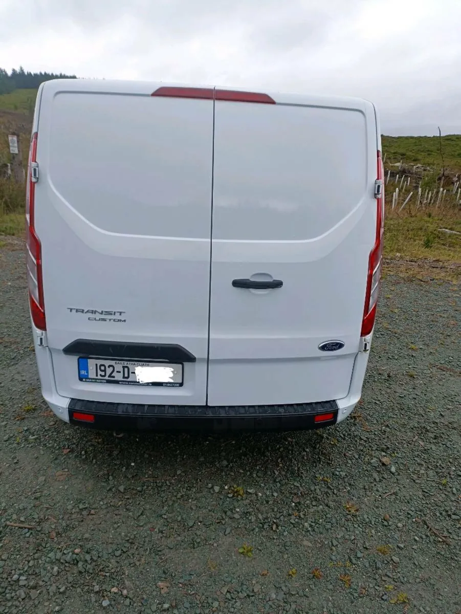 Ford Transit Custom Trend 130 hp SWB - Image 3