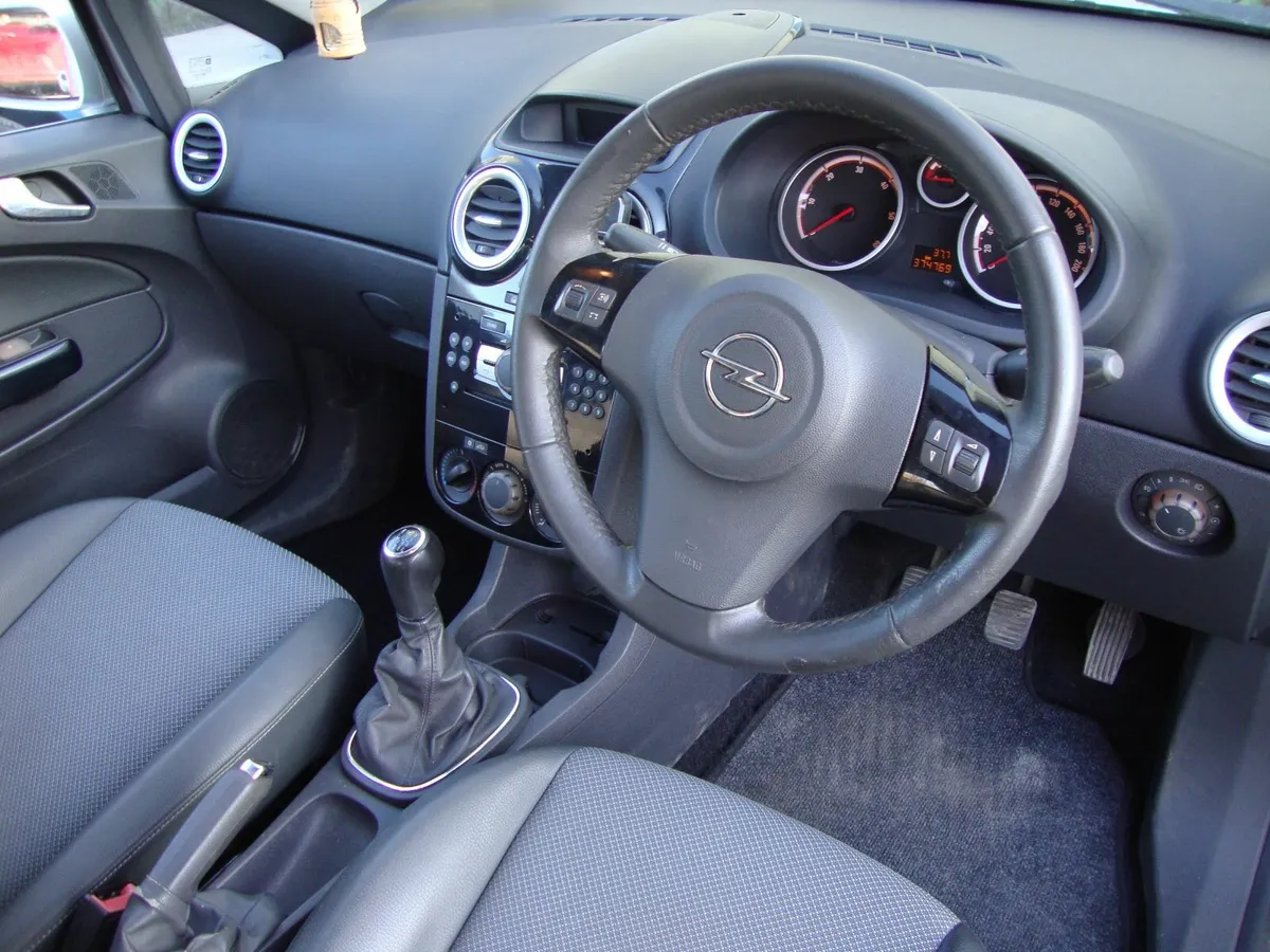 Opel Corsa 2008 new nct & taxed - Image 3