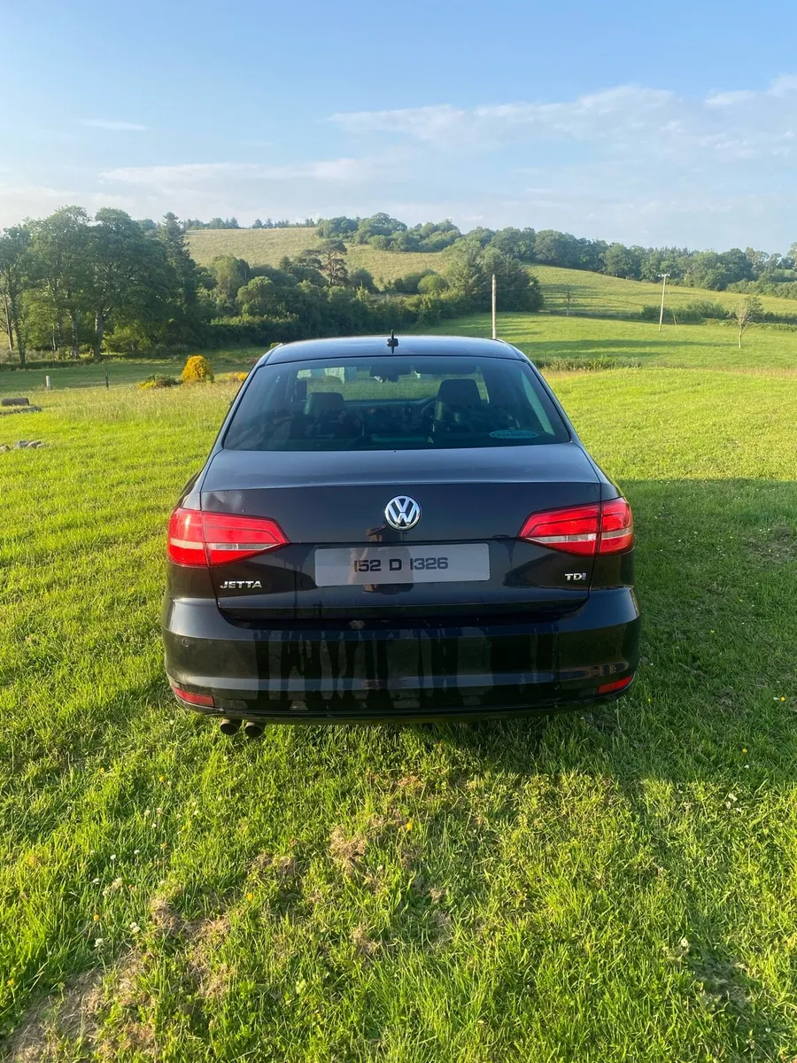 Volkswagen Jetta TDI 2.0 highline - Image 3