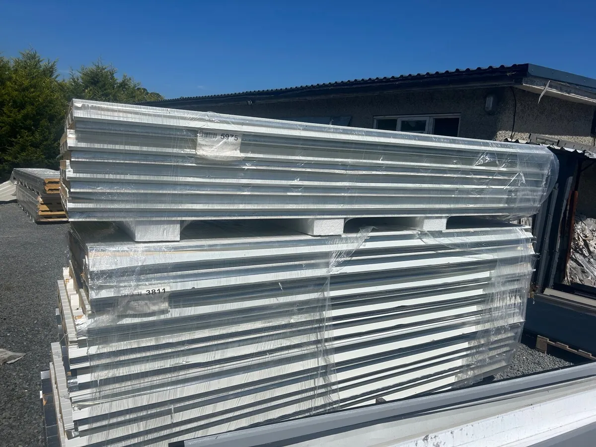 Insulated roof cladding - Image 3