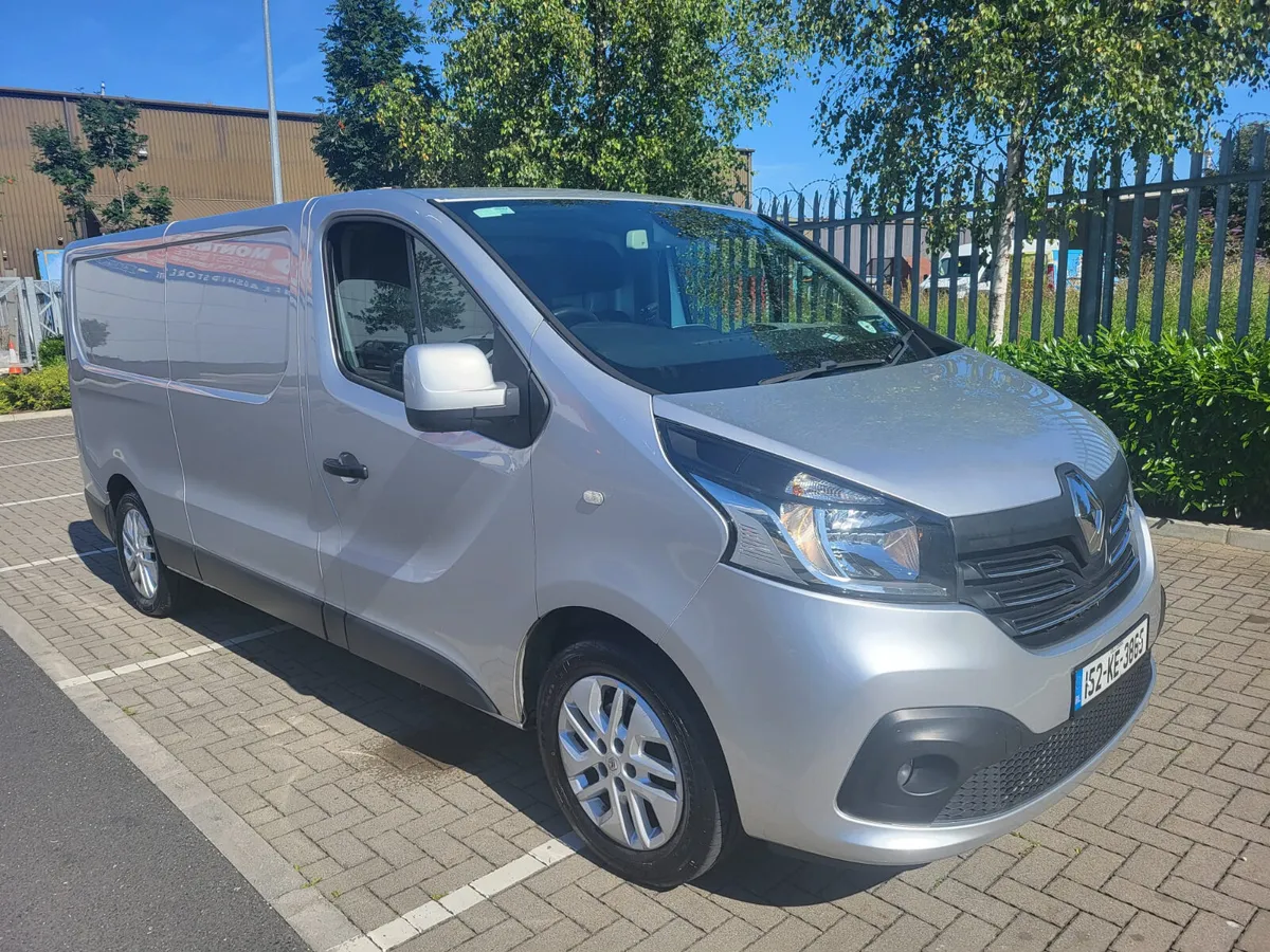 2015 Renult Trafic ONLY 71,243 Miles - Image 1