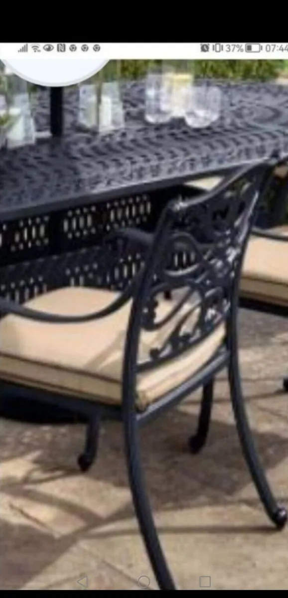 ***CLEARANCE*** Brand New Hartman Cast Alum 6 Seat - Image 3